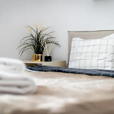 Close - Mostowa Apartament Warszawa