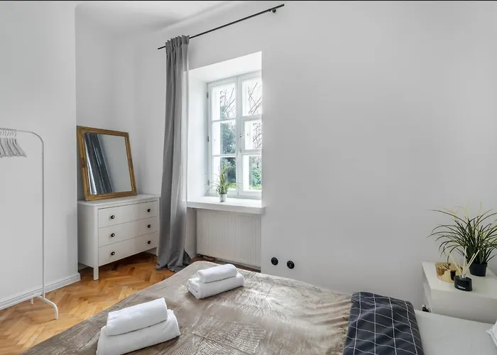 Urban Chic - Stare - Cozy And Stylish ワルシャワ