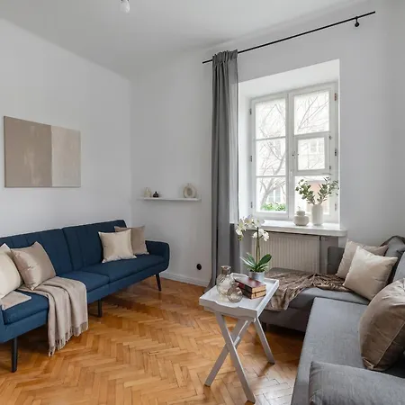 Apartment Urban Chic - Stare - Cozy And Stylish *